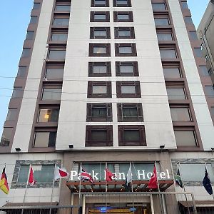 Park Lane Hotel